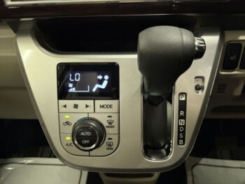 ピクシスジョイ Ｆ　Ｇ　ＳＡⅢ 純正ナビ・ＴＶ・Ｂカメラ　4WD