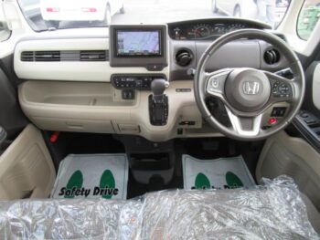 N-BOX G・Lターボホンダセンシング 4WD