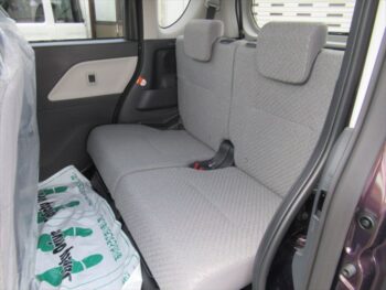 タント L IDLEレス 未使用車 4WD