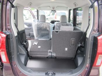 タント L IDLEレス 未使用車 4WD