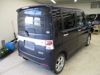 タントカスタム X　4WD