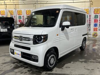 N-VAN ファン　未使用車　4WD