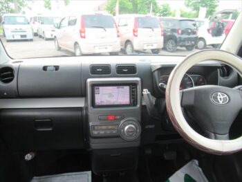 ピクシススペースカスタム X　4WD