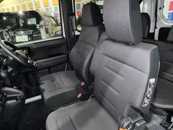 N-VAN ファン　未使用車　4WD