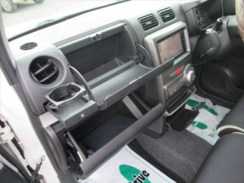 ピクシススペースカスタム X　4WD