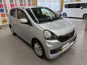 プレオプラス LA スマートアシストブラックエディション 4WD