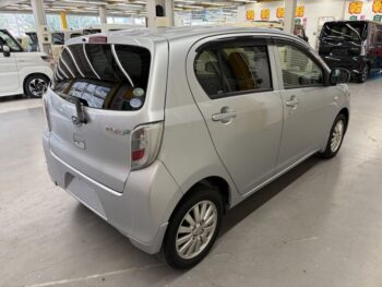 プレオプラス LA スマートアシストブラックエディション 4WD
