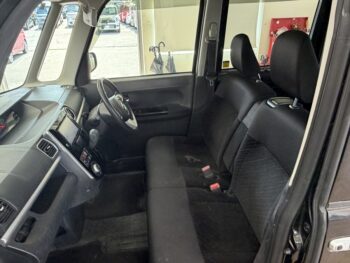 タントカスタム X　ナビ・TV・バックカメラ　後期型　４WD