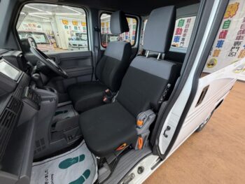 N-VAN Ｇホンダセンシング　純正ナビ付 4WD