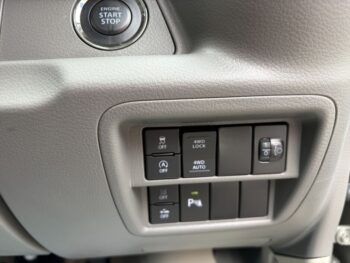 エブリイバン ジョイン 未使用車 4WD