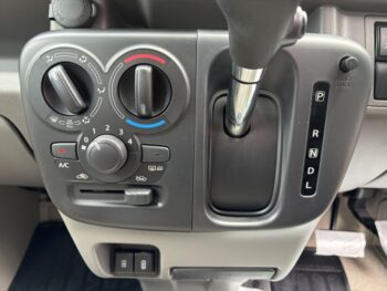 エブリイバン ジョイン 未使用車 4WD
