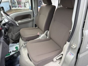 エブリイバン ジョイン 未使用車 4WD