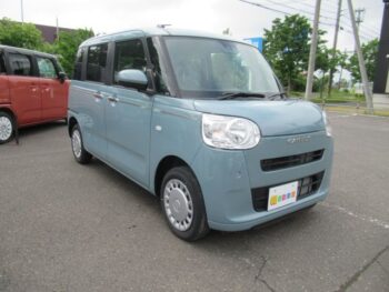ムーヴキャンバス セオリーX 未使用車 4WD