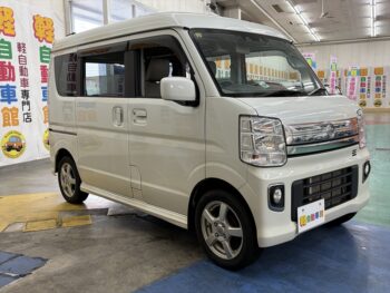 NV100クリッパーリオ E　4WD