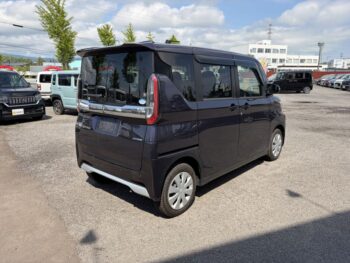 eKクロススペース Ｔ ターボ プレミアムインテリアパッケージ ナビTV・バックカメラ 4WD