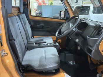 キャリイトラック KC　エアコン　パワステ　デュアルブレーキサポート　未使用車　4WD