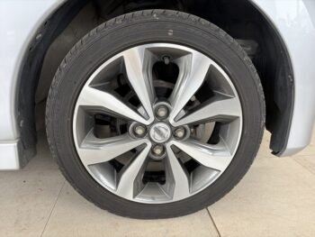 デイズ ハイウェイスターG　純正ナビ・TV　4WD