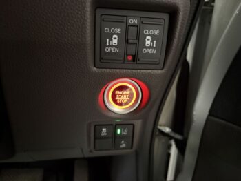 N-BOX Ｇ・Ｌホンダセンシング　カッパーブラウンスタイル　ナビ・ＴＶＢカメラ 4WD