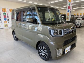 ピクシスメガ Ｇターボ　ＳＡⅢ　4WD