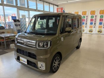ピクシスメガ Ｇターボ　ＳＡⅢ　4WD