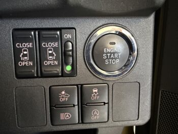 ピクシスメガ Ｇターボ　ＳＡⅢ　4WD