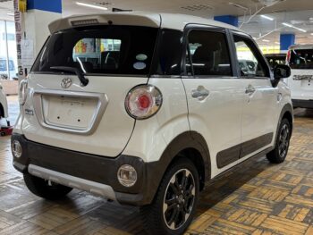 ピクシスジョイ Ｃ Ｇ ＳＡⅢ プライムコレクション　純正ナビ　ＴＶ　バックカメラ 4WD