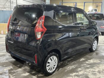 eKワゴン M バックカメラ　4WD