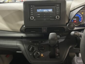 eKワゴン M バックカメラ　4WD