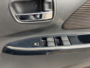 eKカスタム Ｇ セーフティパッケージ ナビ・ＴＶ・マルチビューモニター 後期型 4WD
