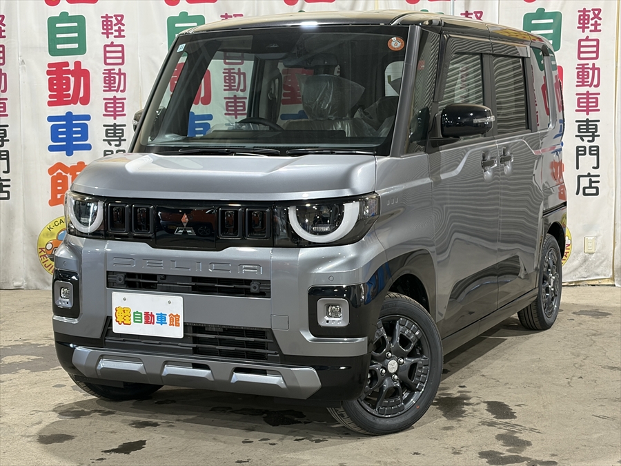 デリカミニ T ターボ プレミアム 現行型 未使用車 4WD