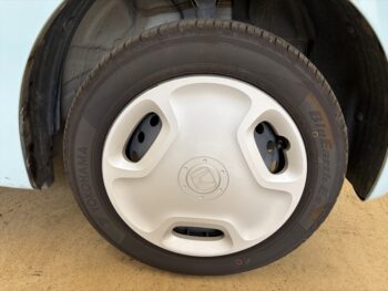 N-ONE スタンダード　ナビ　４WD