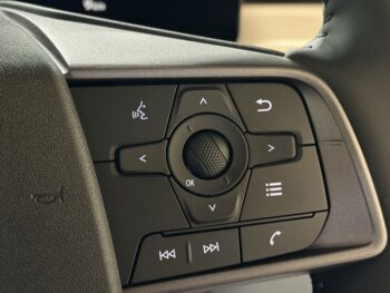 デリカミニ T ターボ プレミアム 現行型 未使用車 4WD