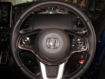 N-BOXカスタム Ｇ・Ｌターボホンダセンシング 4WD