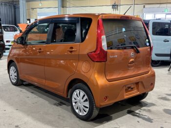 デイズ X　アラウンドビューモニター　後期型　4WD