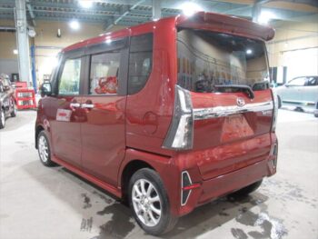 タントカスタム X 4WD