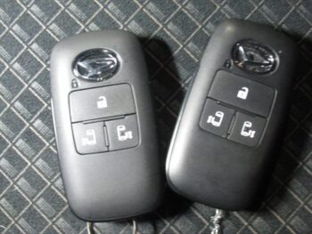 タントカスタム X 4WD