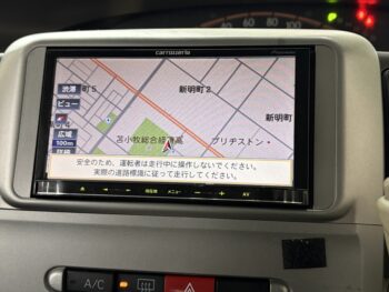 タント L　ナビ・ＴＶ　バックカメラ　4WD