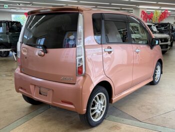 ムーヴカスタム Xリミテッド　４WD