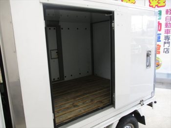 キャリイトラック KCパワステ　冷蔵冷凍車　両側スライド 4WD