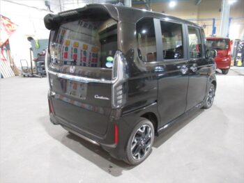 N-BOXカスタム GL　ターボ　ホンダセンシング 4WD