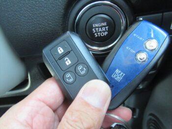 ワゴンR スマイル ハイブリッドX 4WD