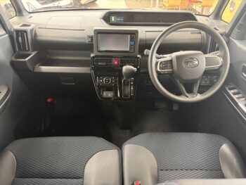 タントカスタム X　純正ナビ・TV・バックカメラ　後期型　４WD