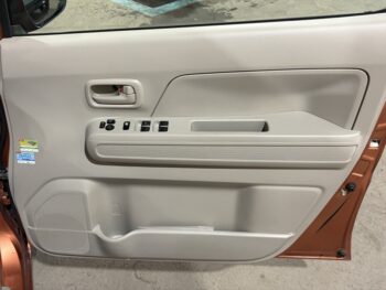 ワゴンR ＨＹＢＲＩＤ　ＦＸ　ナビＴＶ　バックカメラ　4ＷＤ
