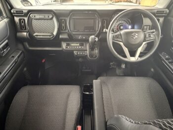 ハスラー ハイブリッドX　ナビ・バックカメラ　４WD