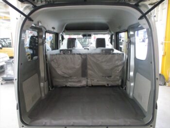 スクラムバン BUSTER 未使用車 4WD