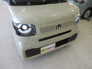 N-BOX ファッションスタイル 未使用車 4WD