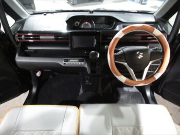 ワゴンR スティングレー ハイブリッドX 4WD