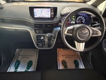 ムーヴカスタム Ｘ　ＳＡ　ナビ　ＴＶ 4WD