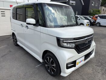 N-BOXカスタム G・Lホンダセンシング 純正ナビ・TV・バックモニター 4WD