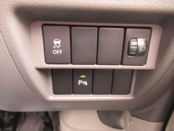 エブリイバン PA スズキセーフティサポート非装着車 4WD